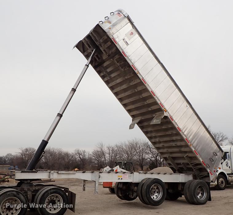 image for item DG2917 2013 Travis S/9628FT end dump trailer