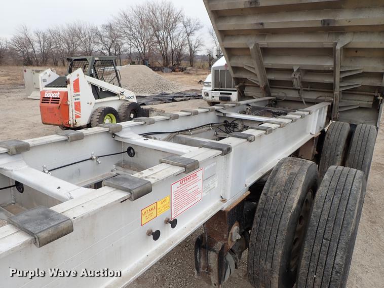 image for item DG2917 2013 Travis S/9628FT end dump trailer