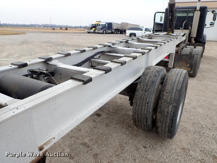 image for item DG2917 2013 Travis S/9628FT end dump trailer