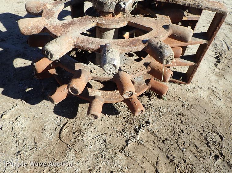 image for item DG2929 Excavator trench compactor