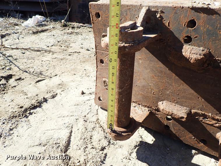 image for item DG2929 Excavator trench compactor