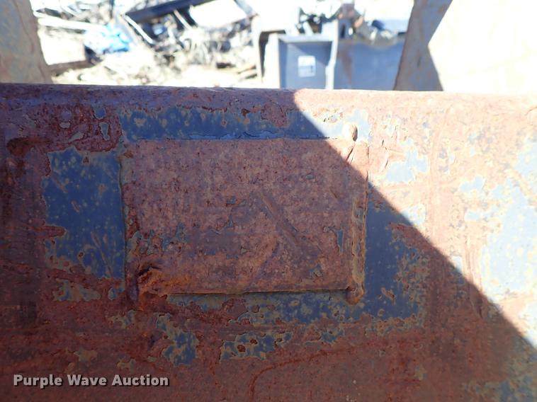 image for item DG2931 CP 24"W three tooth bucket