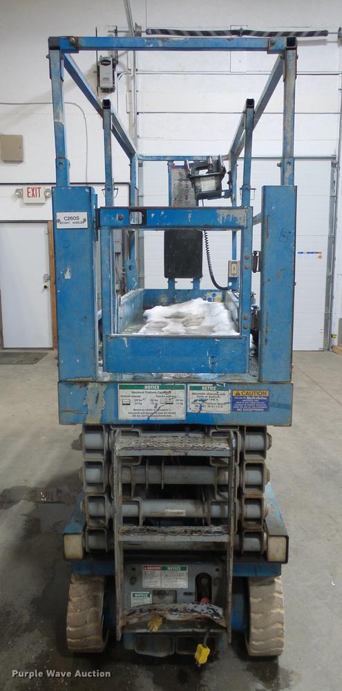 image for item DX9102 2003 Genie GS-2632 scissor lift