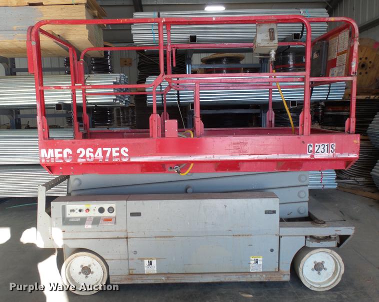 image for item DX9149 2000 Mec 2647ES scissor lift