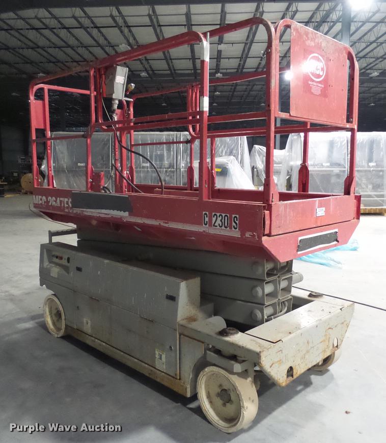 image for item DX9150 2000 Mec 2647ES scissor lift