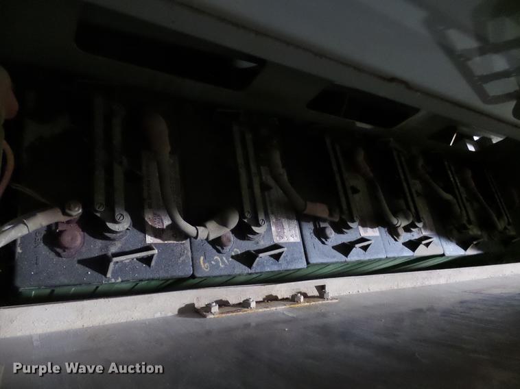 image for item DX9150 2000 Mec 2647ES scissor lift