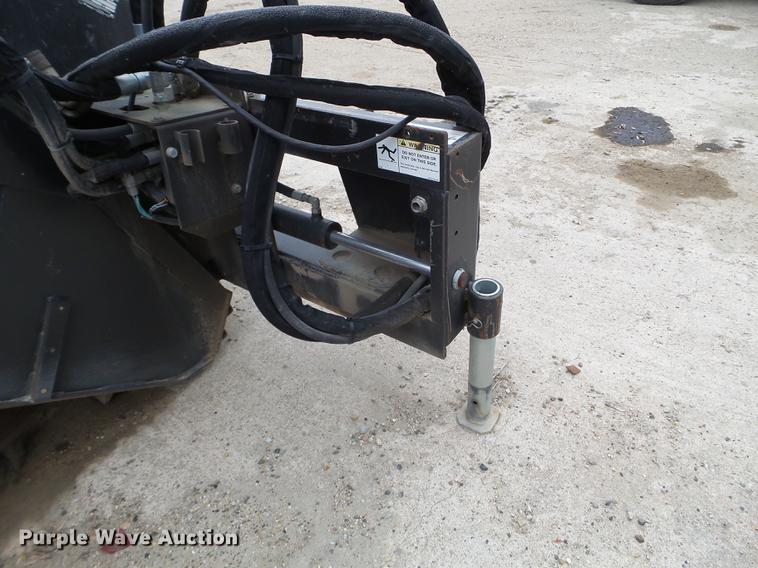 image for item DX9740 2013 Bobcat WS18 wheel saw