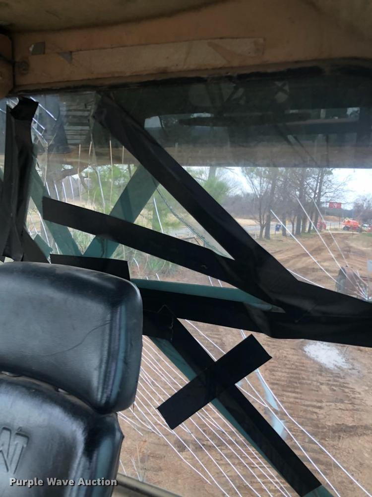 image for item ER9336 2000 Caterpillar D5C LGP Series III dozer