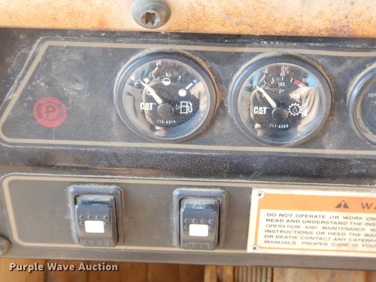 image for item ER9336 2000 Caterpillar D5C LGP Series III dozer