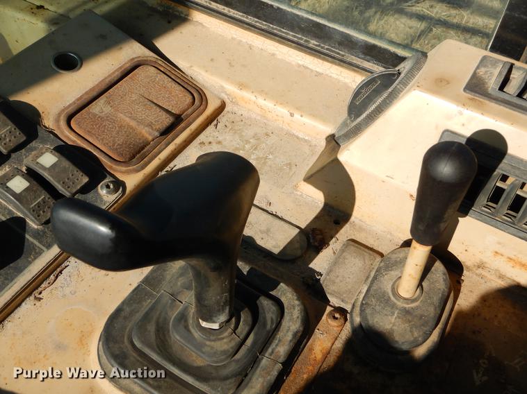 image for item ER9336 2000 Caterpillar D5C LGP Series III dozer