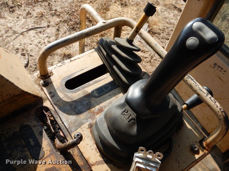 image for item ER9336 2000 Caterpillar D5C LGP Series III dozer