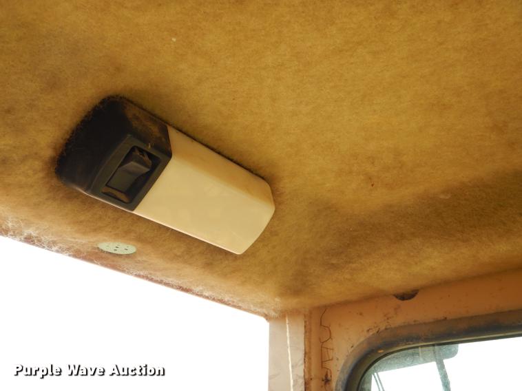 image for item ER9336 2000 Caterpillar D5C LGP Series III dozer