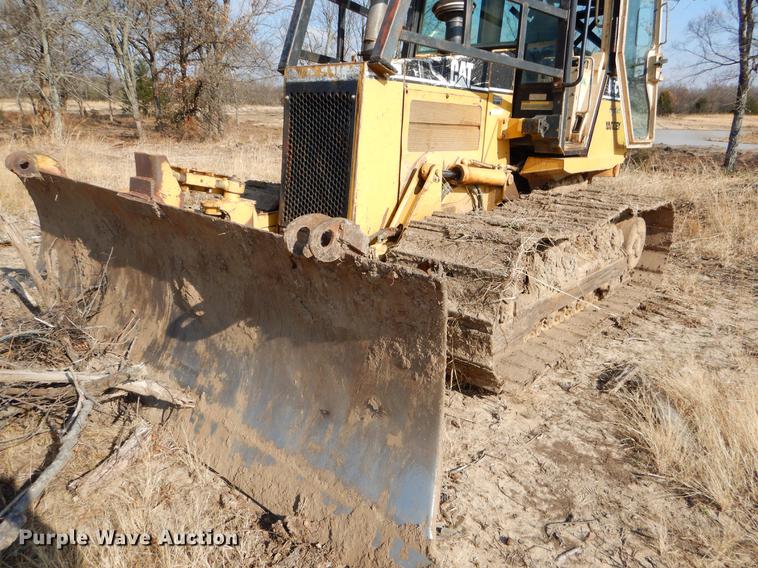 image for item ER9336 2000 Caterpillar D5C LGP Series III dozer