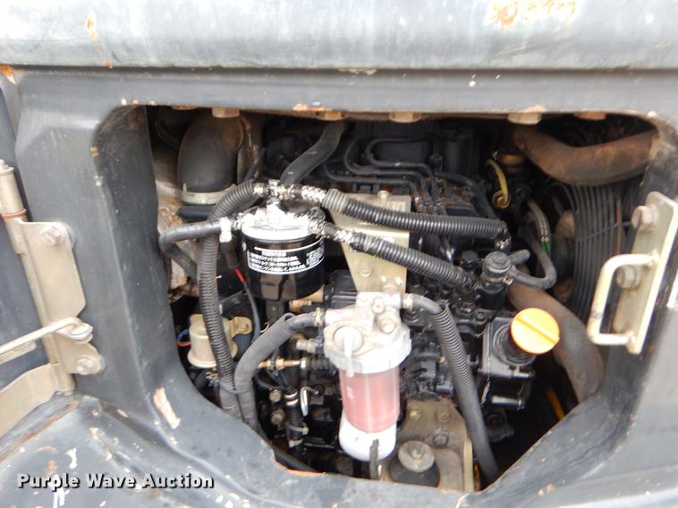 image for item ER9367 2006 Komatsu PC35MR-2 mini excavator