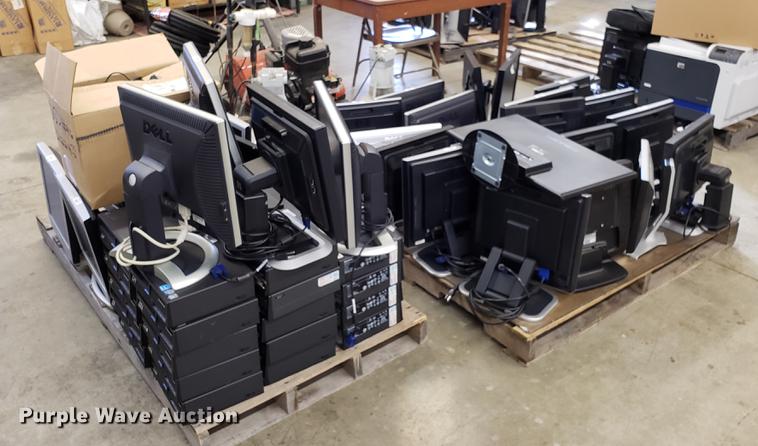 image for item AV9370 Approximately 28 CPUs