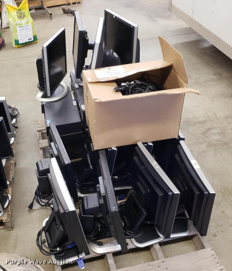 image for item AV9370 Approximately 28 CPUs