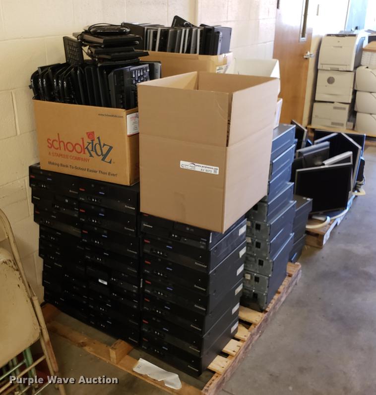 image for item AV9372 Approximately 58 CPUs