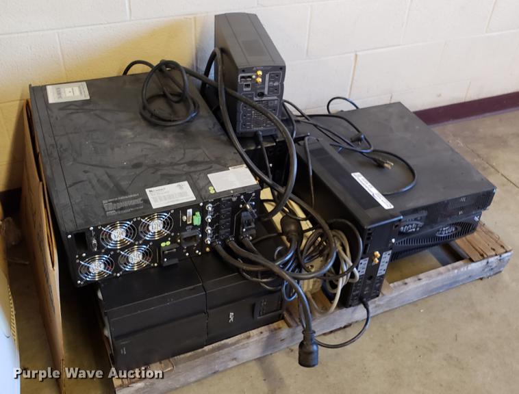 image for item AV9373 (7) battery backups