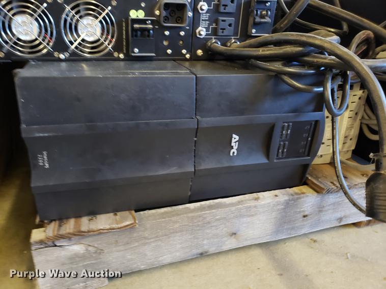 image for item AV9373 (7) battery backups