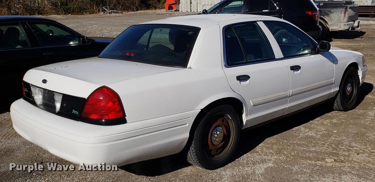 image for item AV9392 2009 Ford Crown Victoria Police Interceptor