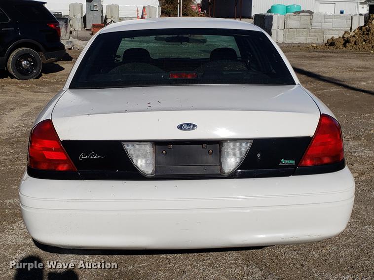 image for item AV9392 2009 Ford Crown Victoria Police Interceptor