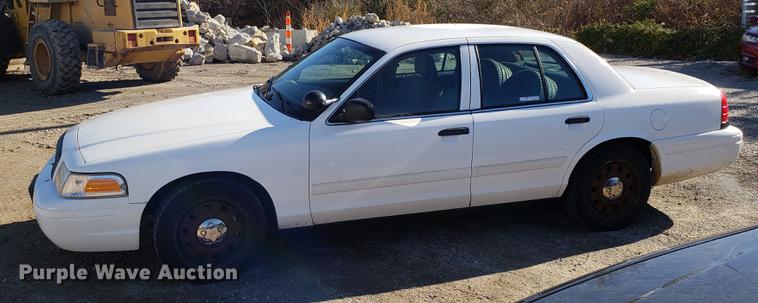 image for item AV9392 2009 Ford Crown Victoria Police Interceptor