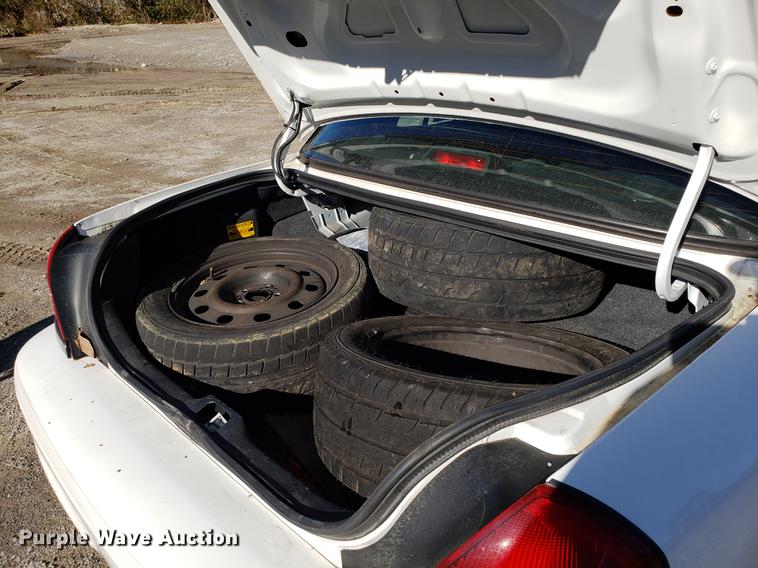 image for item AV9392 2009 Ford Crown Victoria Police Interceptor