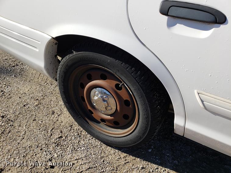 image for item AV9392 2009 Ford Crown Victoria Police Interceptor