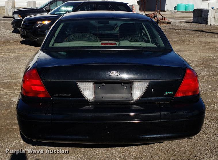 image for item AV9393 2011 Ford Crown Victoria Police Interceptor