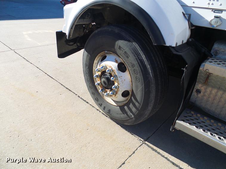 image for item DB2143 2000 Kenworth T800 scale certification truck