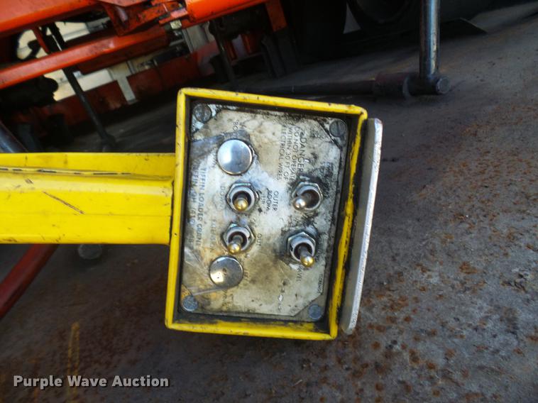 image for item DB2143 2000 Kenworth T800 scale certification truck