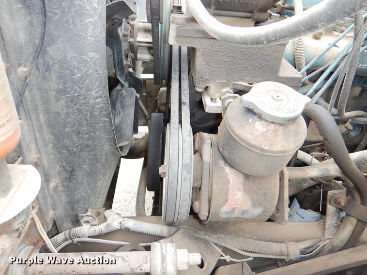 image for item DD8979 1980 International 1854 tank truck