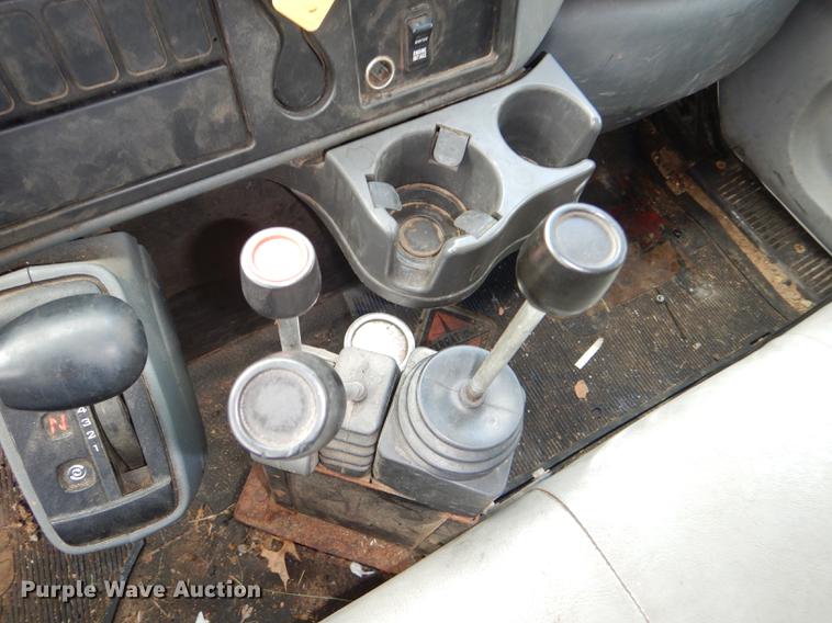 image for item DE0031 2003 International 7400 dump truck