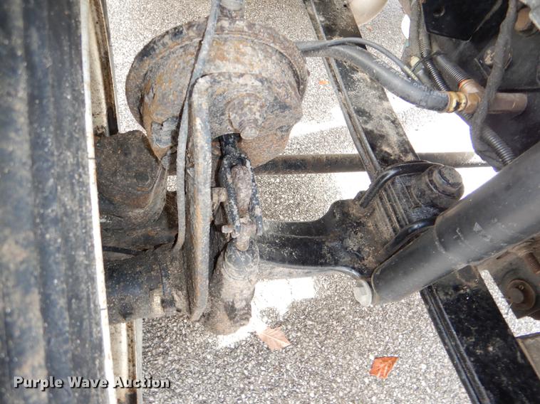 image for item DE0031 2003 International 7400 dump truck