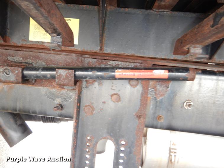 image for item DE0031 2003 International 7400 dump truck