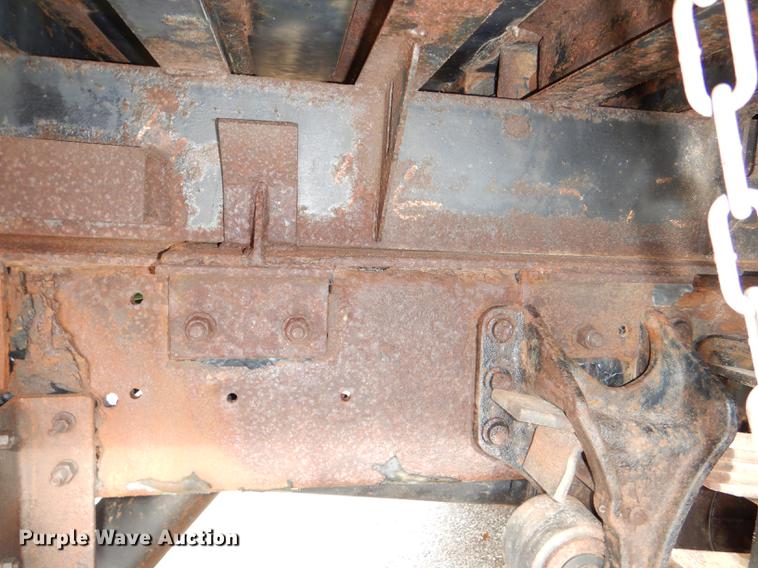 image for item DE0031 2003 International 7400 dump truck