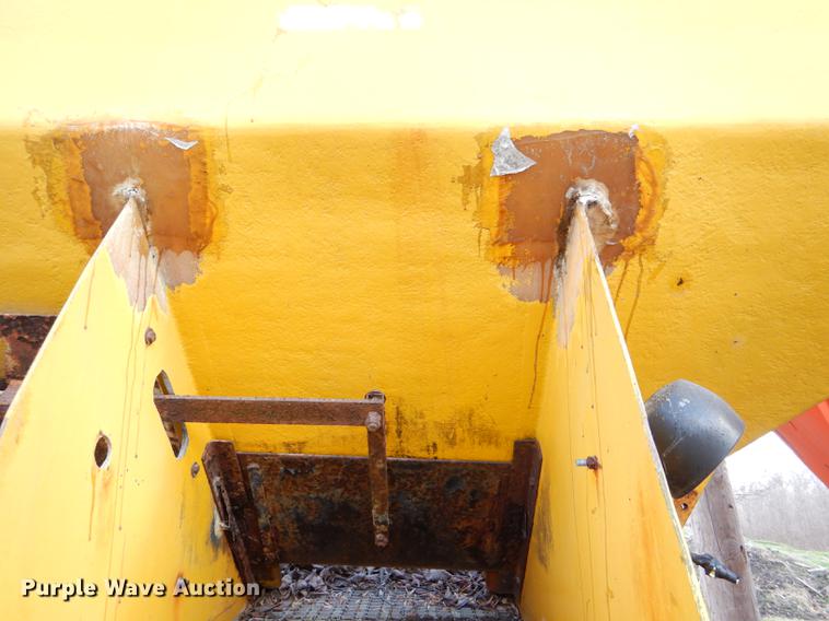 image for item DE0032 Fiberglass V-box spreader