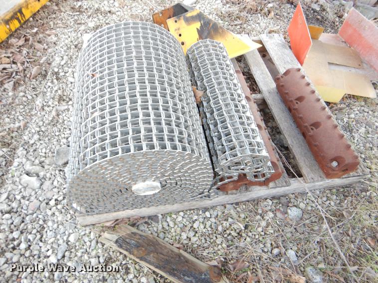 image for item DE0032 Fiberglass V-box spreader