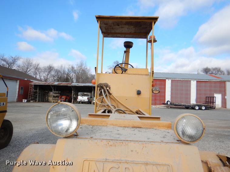 image for item DE0038 Ingram broom