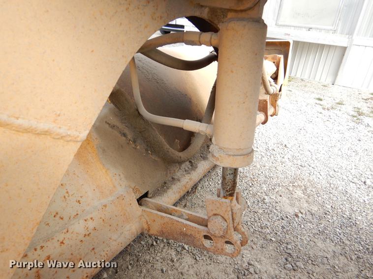 image for item DE0038 Ingram broom