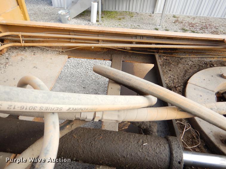 image for item DE0038 Ingram broom