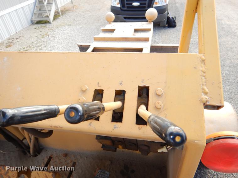 image for item DE0038 Ingram broom