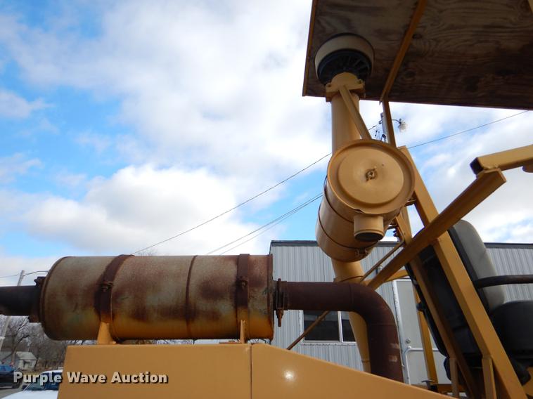 image for item DE0038 Ingram broom