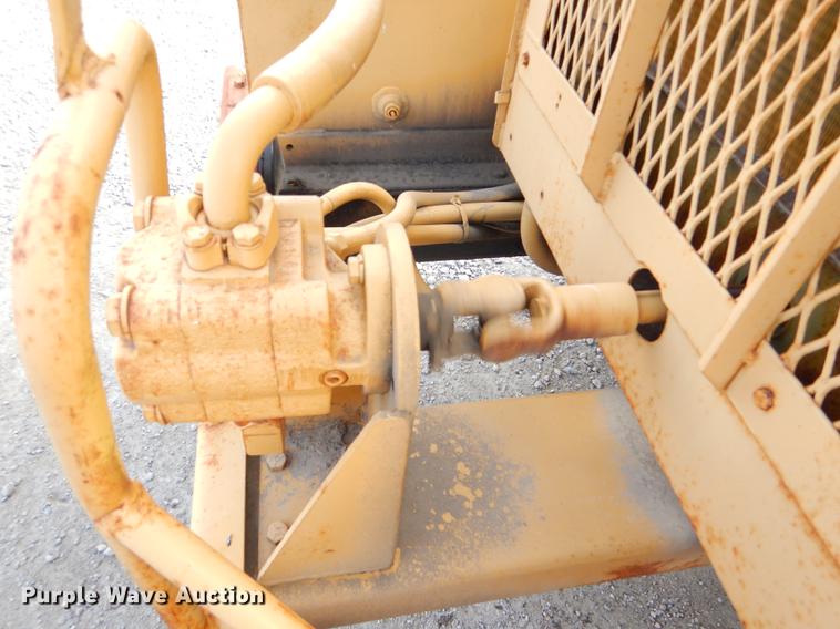 image for item DE0038 Ingram broom