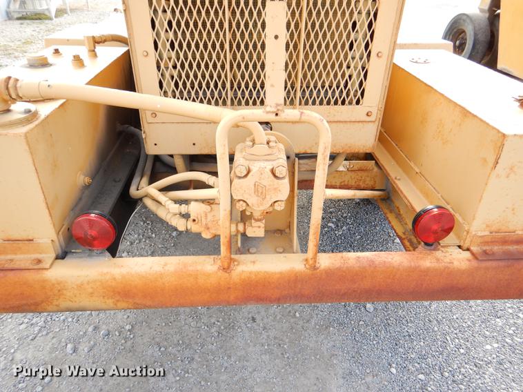 image for item DE0038 Ingram broom