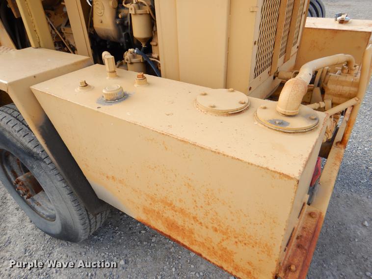 image for item DE0038 Ingram broom