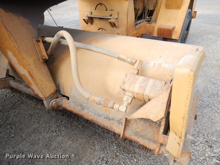 image for item DE0038 Ingram broom