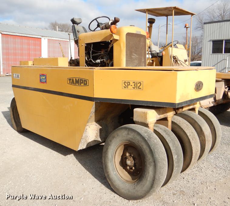 image for item DE0039 Tampo SP312 pneumatic roller