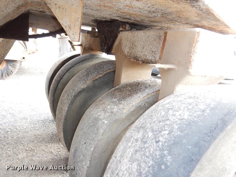 image for item DE0039 Tampo SP312 pneumatic roller