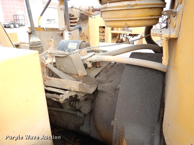 image for item DE0039 Tampo SP312 pneumatic roller